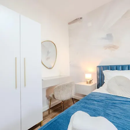Luxury Marino Near Apartamento