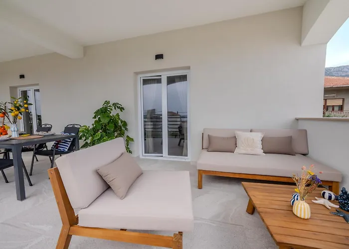 Luxury Marino Near *