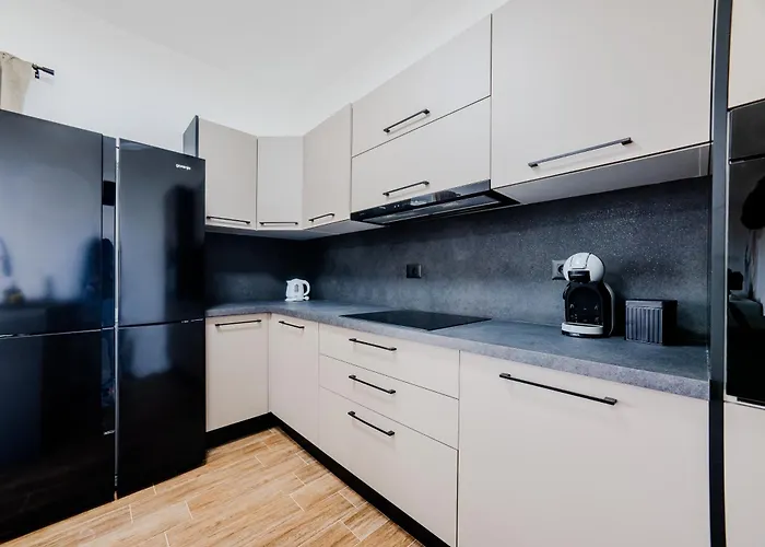 Luxury Marino Near 아파트 *