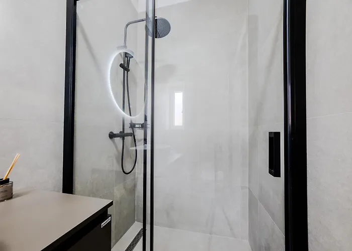 Luxury Marino Near *