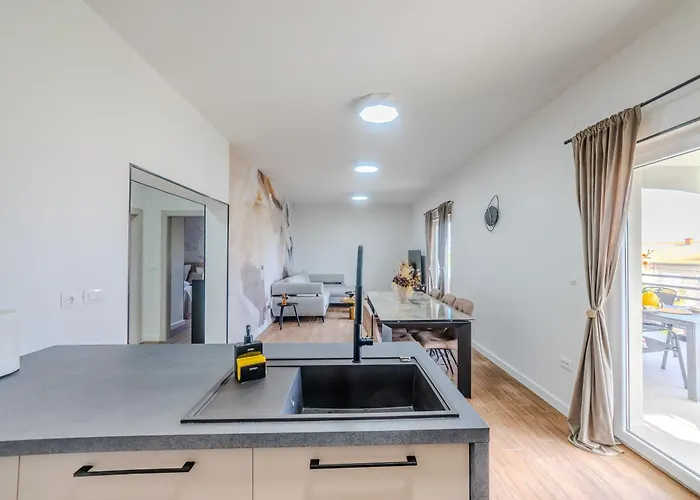 아파트 Luxury Marino Near