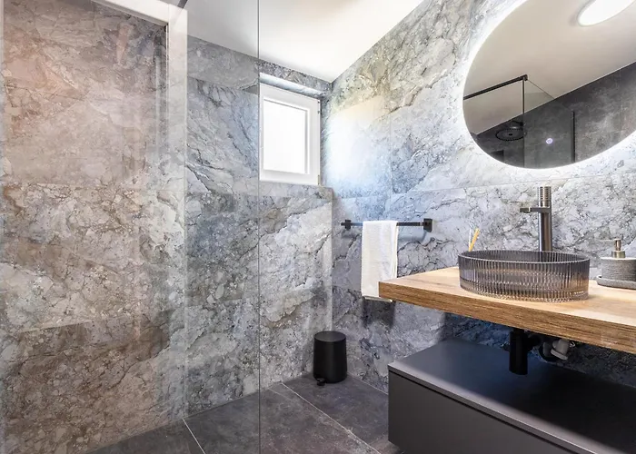 아파트 Luxury Marino Near *